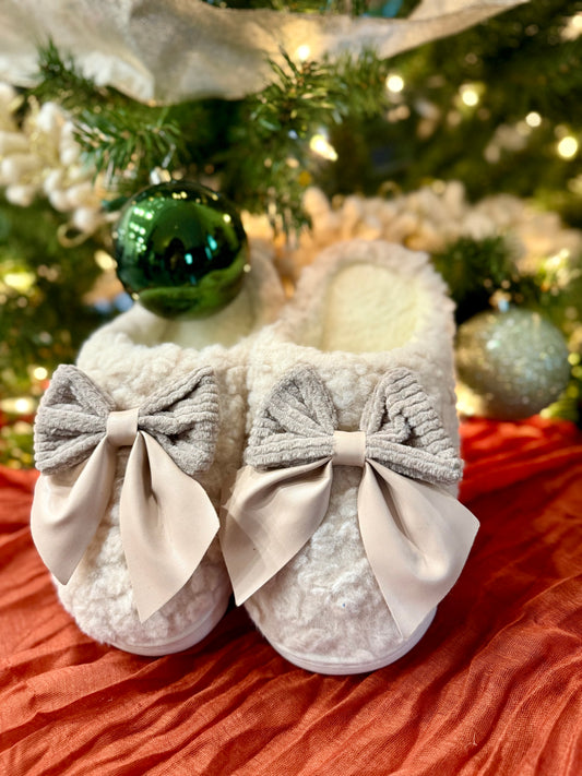 Fuzzy Bow Slippers