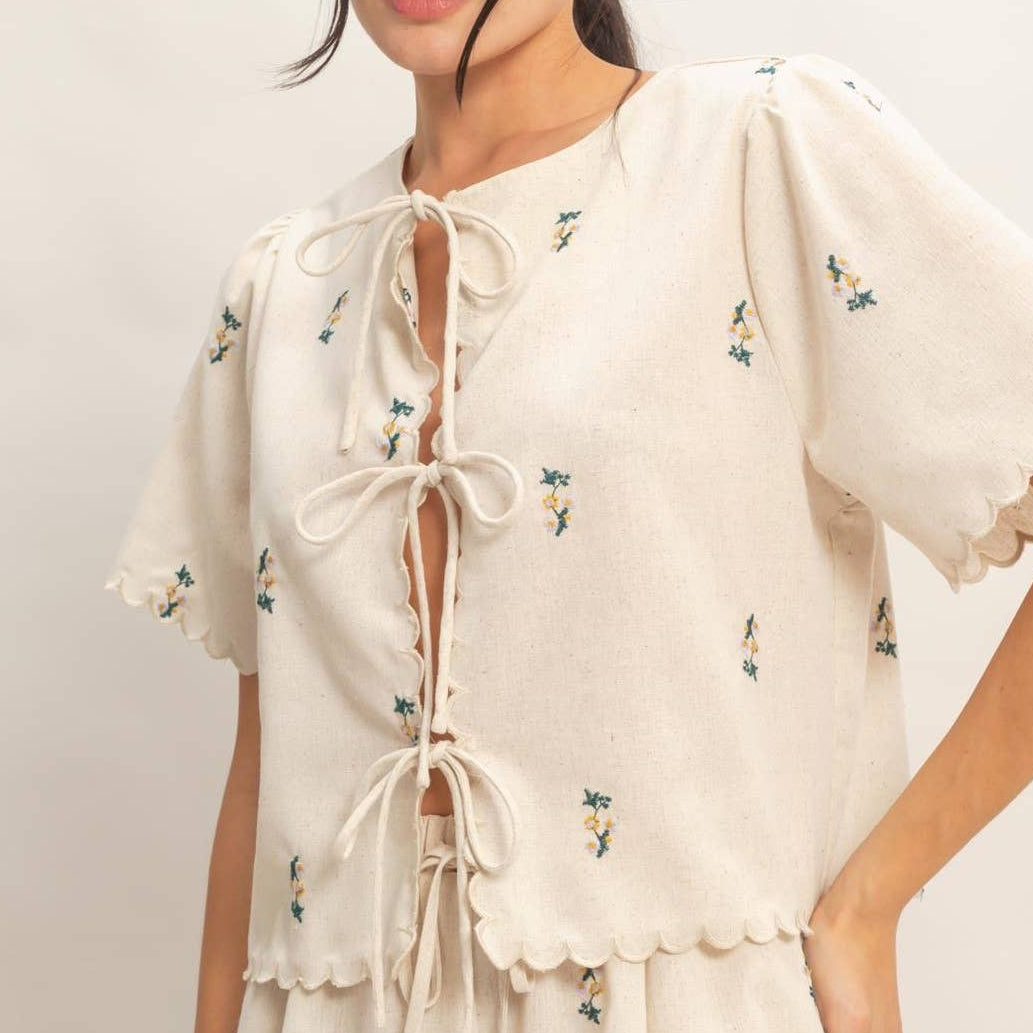Tie Front Scallop Hem Top